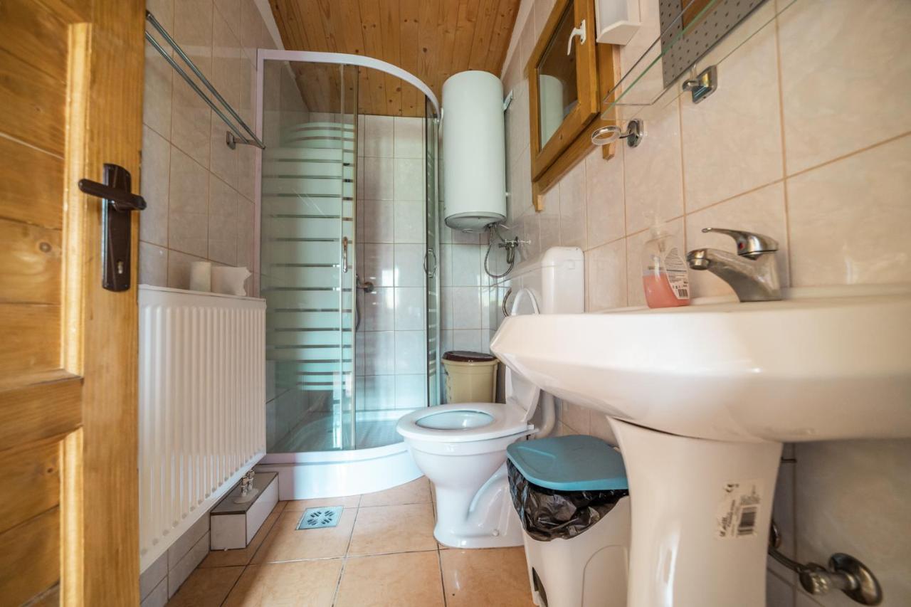 Biotour Camping & Restaurant Ghimeş-Făget Zewnętrze zdjęcie