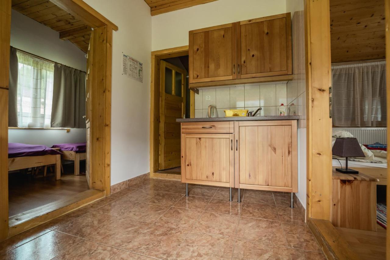 Biotour Camping & Restaurant Ghimeş-Făget Zewnętrze zdjęcie
