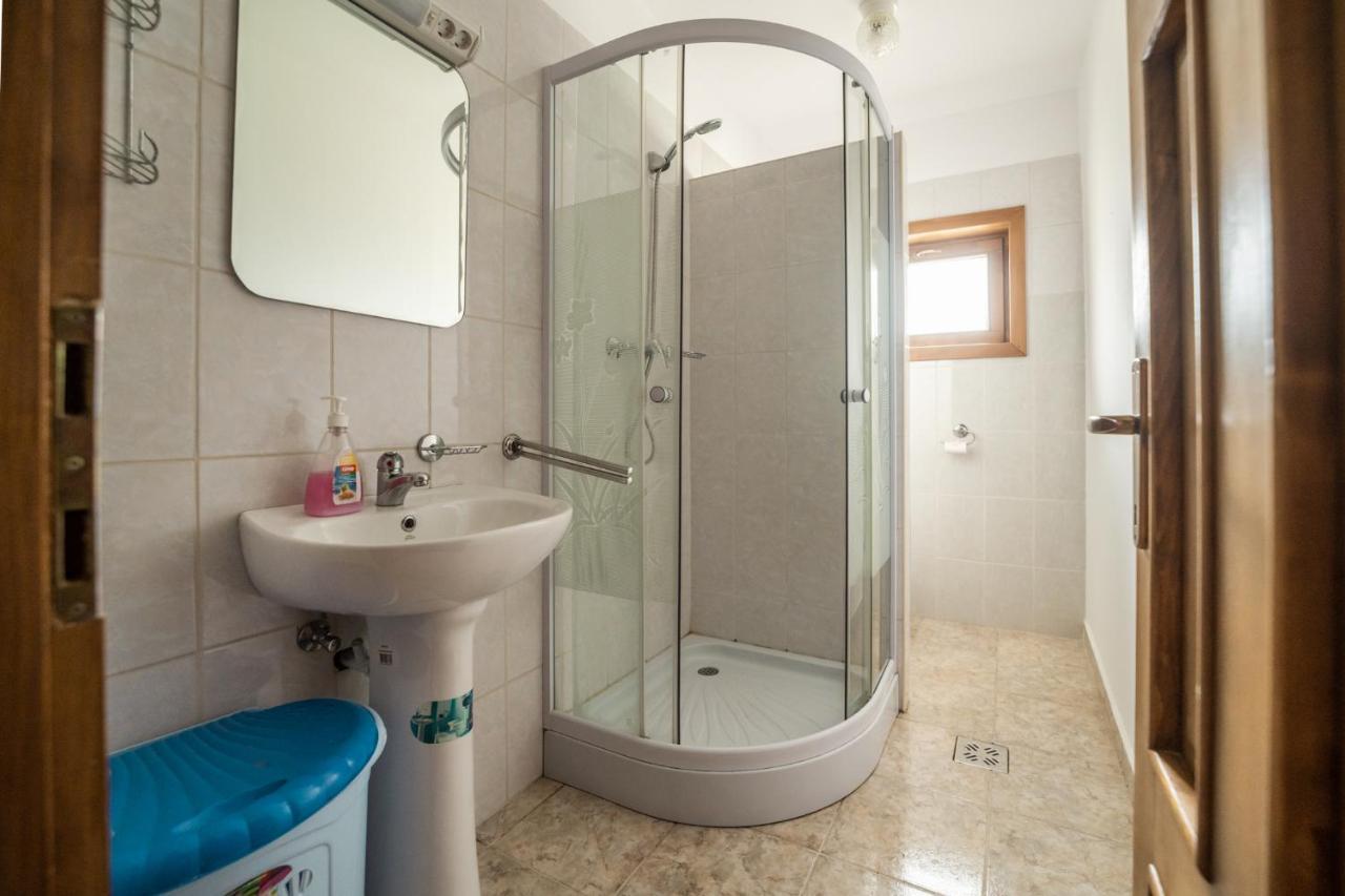 Biotour Camping & Restaurant Ghimeş-Făget Zewnętrze zdjęcie