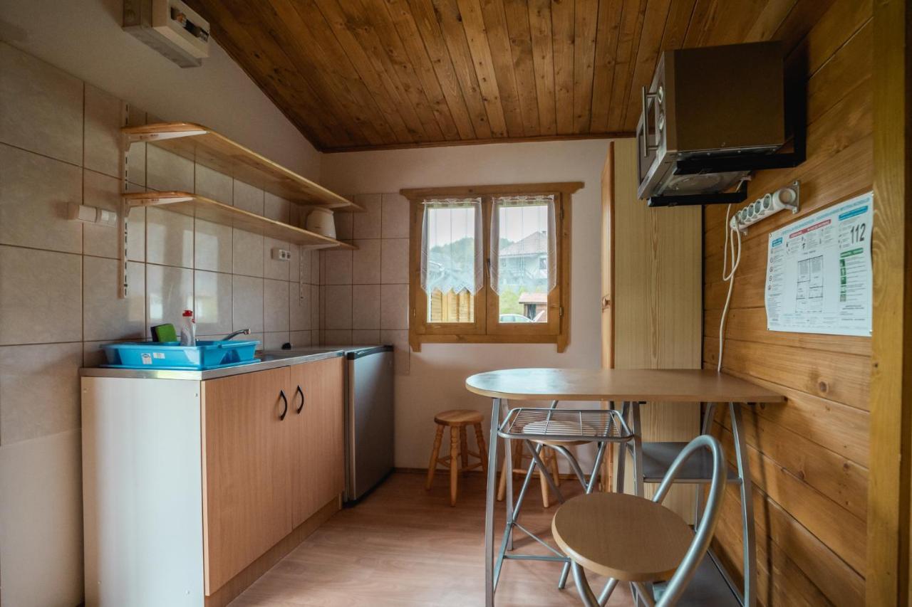 Biotour Camping & Restaurant Ghimeş-Făget Zewnętrze zdjęcie