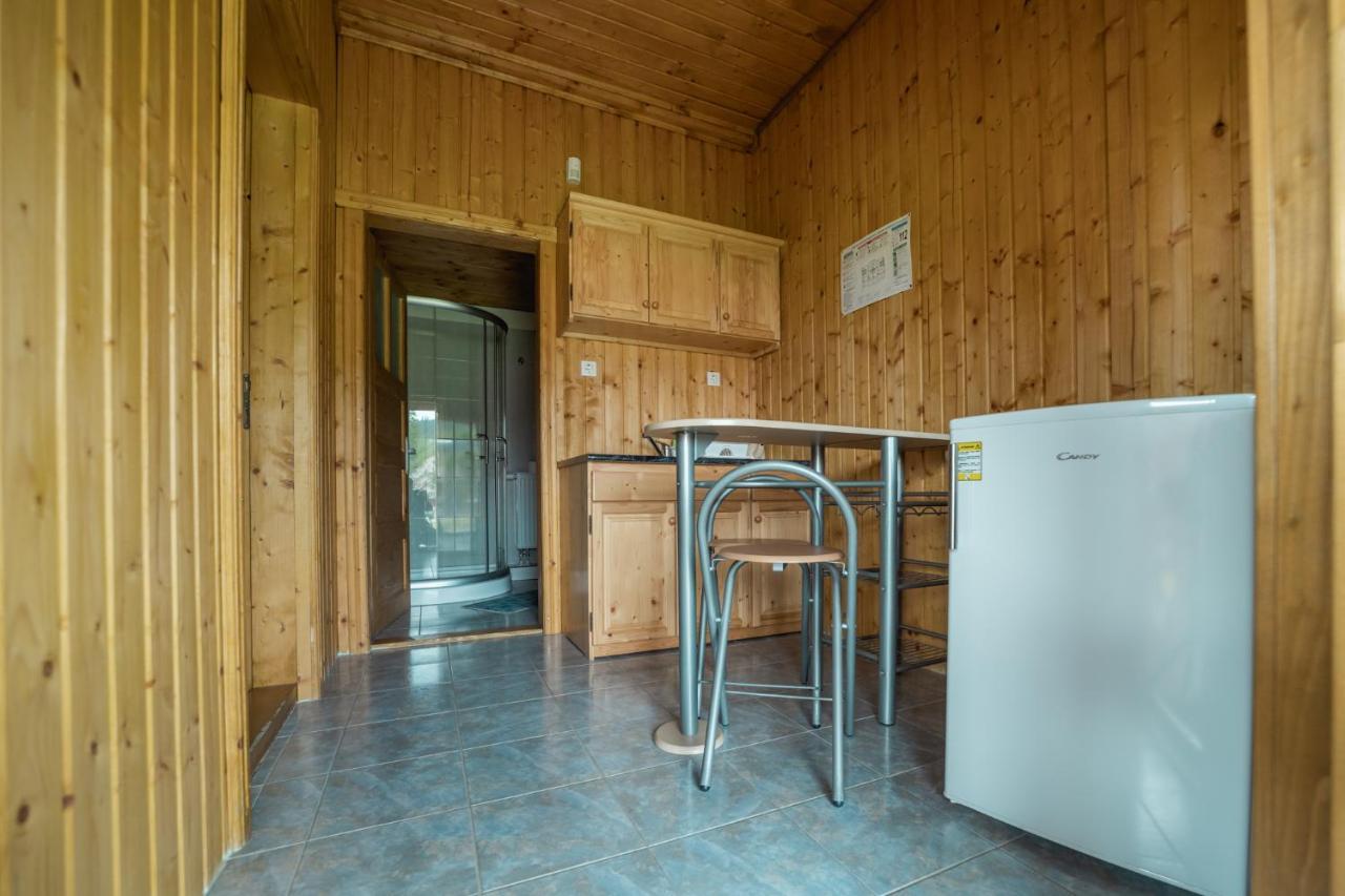 Biotour Camping & Restaurant Ghimeş-Făget Zewnętrze zdjęcie